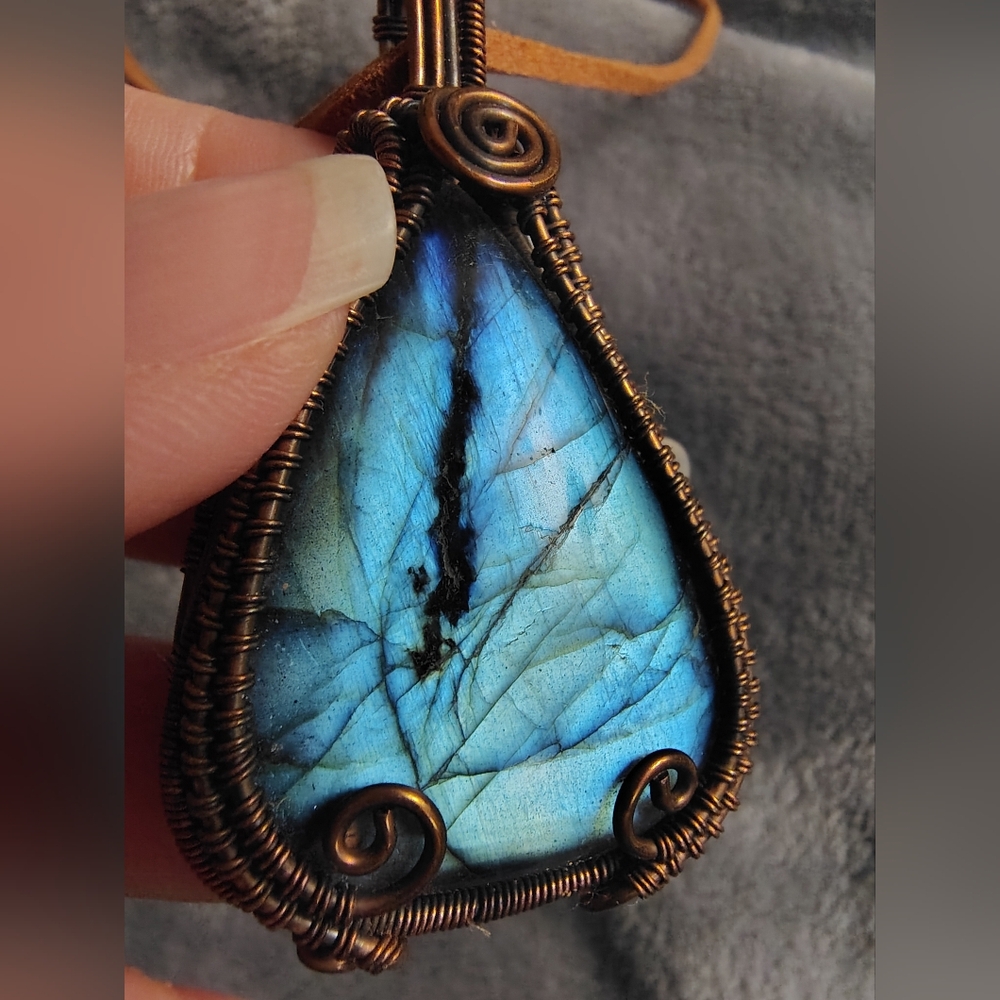 Blue Flash Labradorite Wire Wrapped Pendant